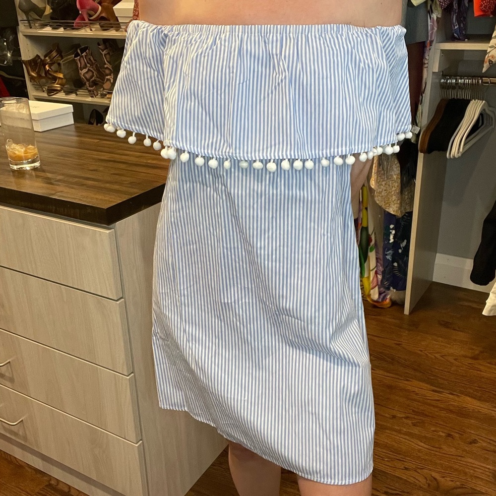NWT Striped off-shoulder dress
